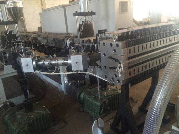 塑料模板生產線